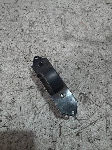 Кнопки переднего левого стеклоподъёмника 8608A061 MITSUBISHI