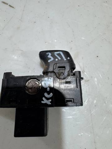 Кнопка подъемника задних стёкол 8685288 VOLVO