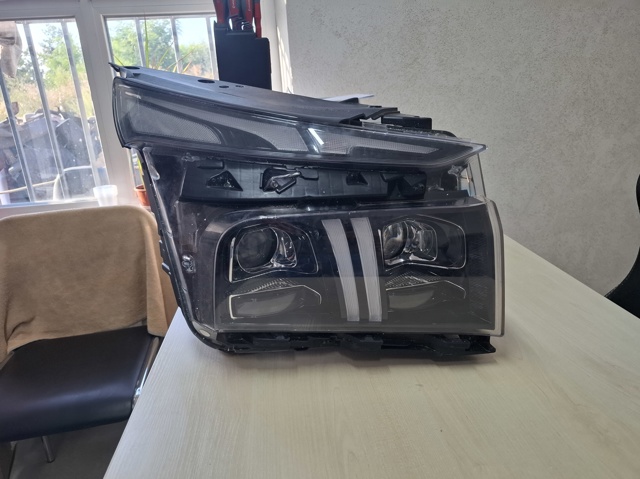 92101S1600 HYUNDAI Фара левая купить в Украина