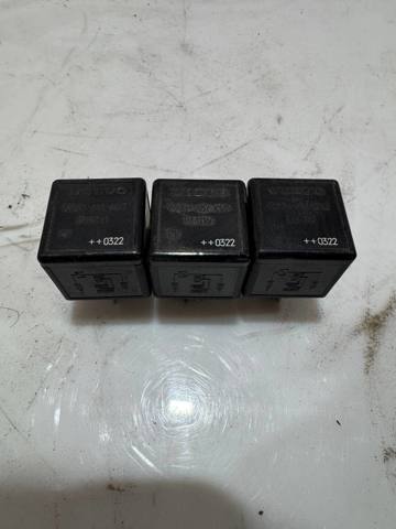 Реле поворотников 9441160 VOLVO