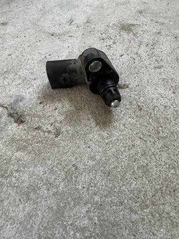 Датчик света заднего хода A0015453309 MITSUBISHI