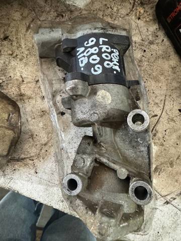 Клапан рециркуляции отработавших газов EGR LR009809 LAND ROVER