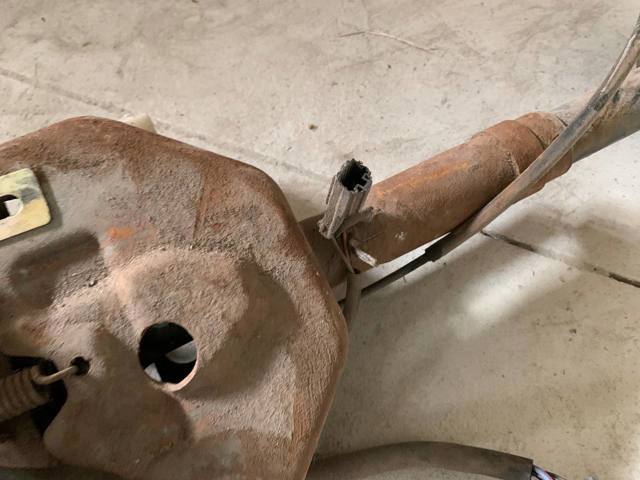 MITSUBISHI MB673083 Рулевая колонка в наличии Украина