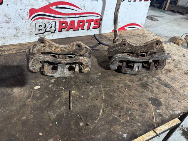 Держатель суппорта переднего MB858397 MITSUBISHI