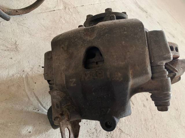 Суппорт тормозной передний левый MB858404 MITSUBISHI