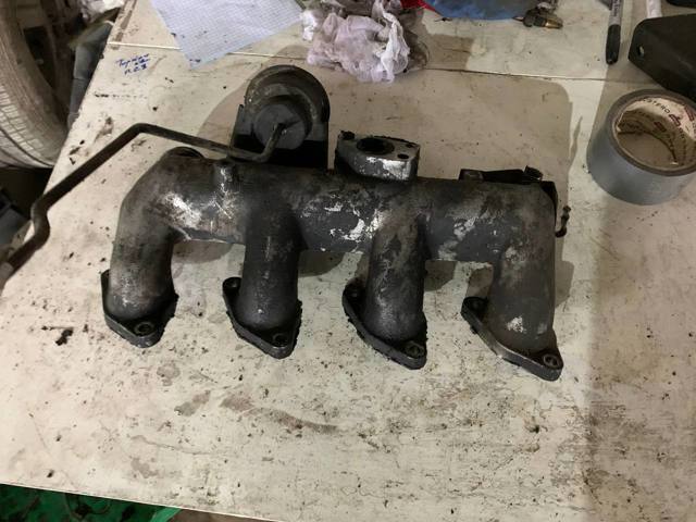 Впускной коллектор MD138300 MITSUBISHI