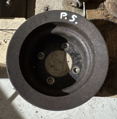 Демпфер коленвала MD304557 MITSUBISHI