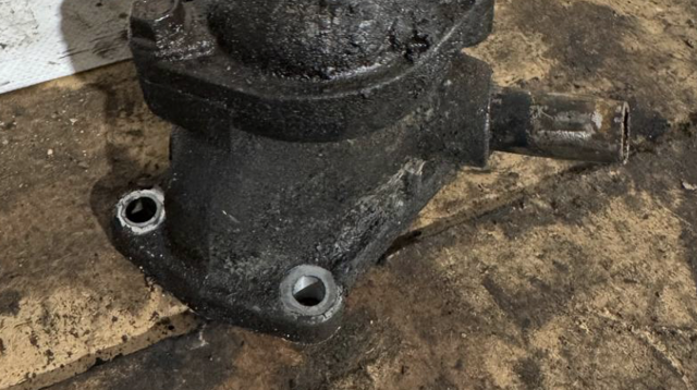 Корпус термостата в сборе MD373806 MITSUBISHI