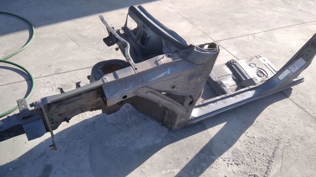 Порог наружний левый MN133007 MITSUBISHI