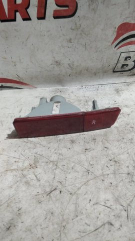 Правый катафот заднего бампера MN133870 MITSUBISHI