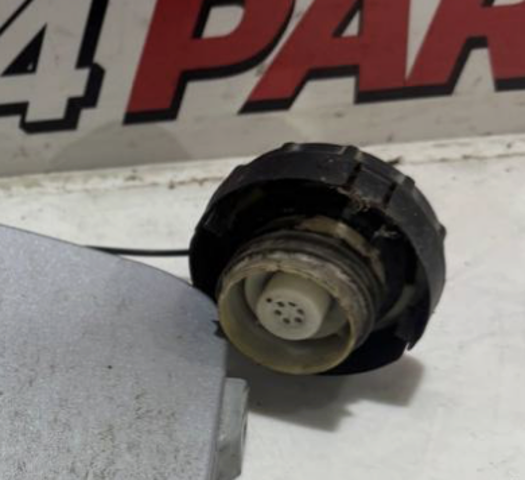 Пробка бензобака MN139460 MITSUBISHI