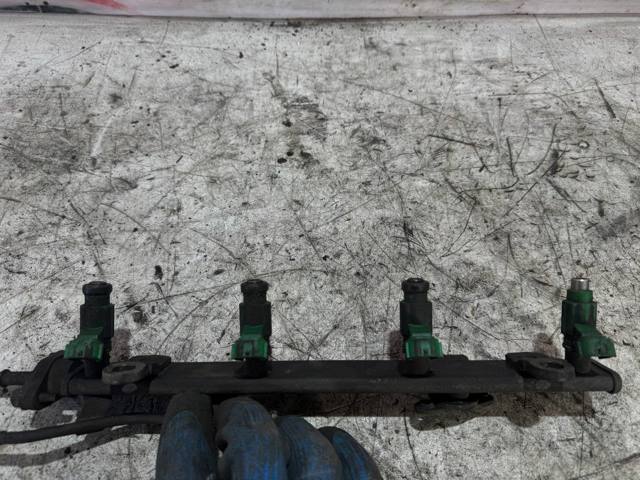 Форсунка впрыска топлива MN183292 MITSUBISHI