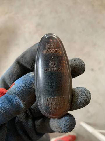 MR109488 MITSUBISHI Повторитель поворота на крыле купить в Тернополь