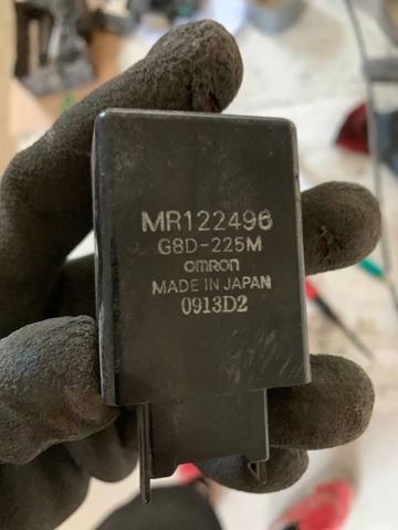 Реле фары MR122496 MITSUBISHI