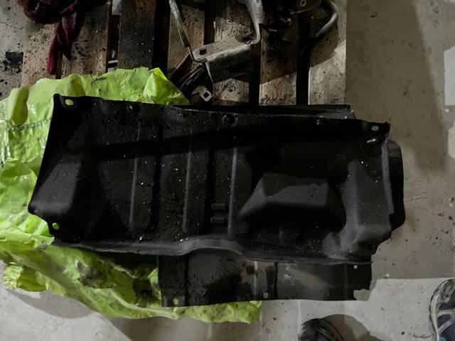 Защита двигателя передняя MR234186 MITSUBISHI
