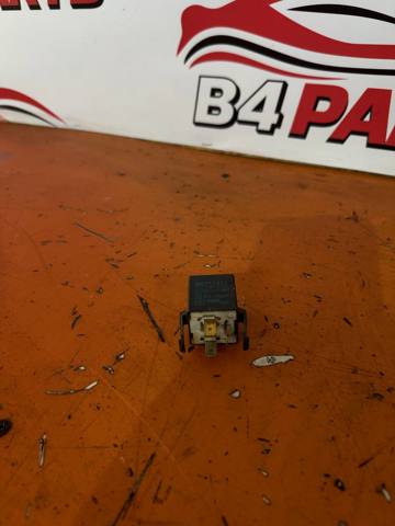 Реле поворотников MR252921 MITSUBISHI