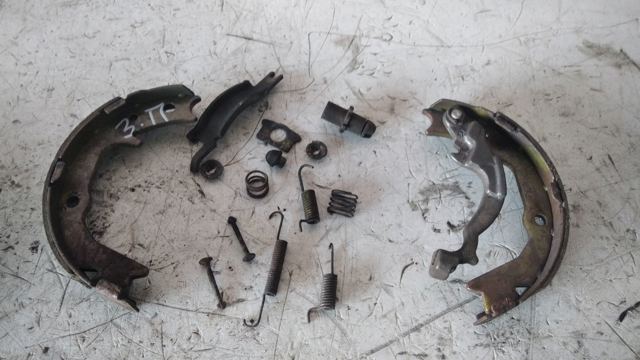 MR391631 MITSUBISHI Колодки тормозные задние барабанные купить в Николаев