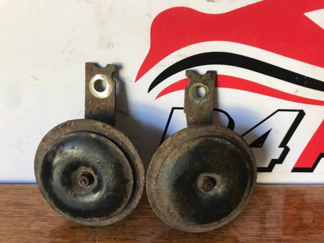 Сигнал звуковой Mitsubishi Lancer 9