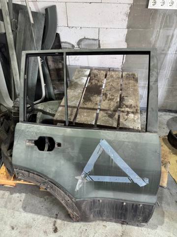 Дверь задняя в сборе MR496880 MITSUBISHI