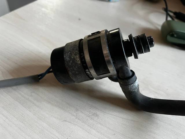 Мотор омывателя фар MR517349 MITSUBISHI