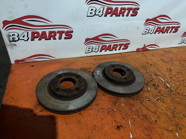 Тормоз дисковый передний MR527825 MITSUBISHI