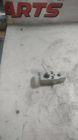 Терморегулирующий вентиль кондиционера MR568829 MITSUBISHI