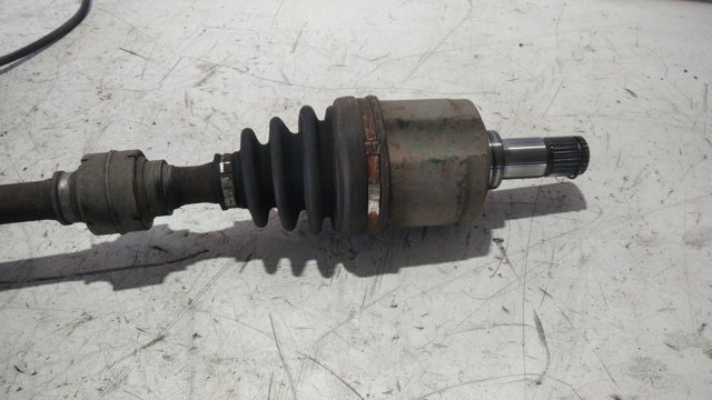 MR580851 MITSUBISHI Полуось (привод) передняя левая купить в Украина
