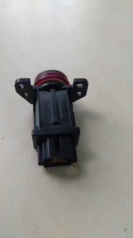 MITSUBISHI MR951792 Кнопка включения аварийного сигнала в наличии Харьков