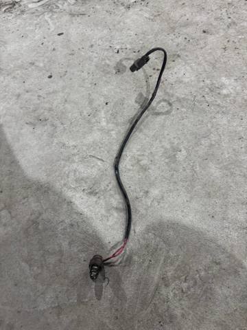 Датчик подключения переднего моста MR953767 MITSUBISHI