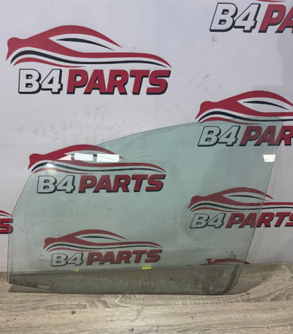 Стекла и уплотнители стекла ветрового правого/левого MR959285 MITSUBISHI
