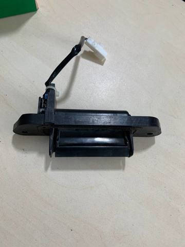 Ручка пятой двери, наружная MR959664 MITSUBISHI