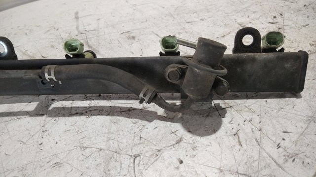 Топливная рампа MR988175 MITSUBISHI
