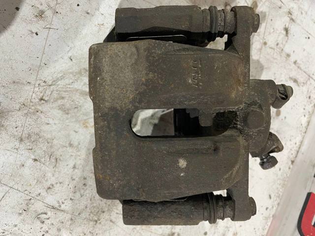 Суппорт тормозной левый задний SOB500052 LAND ROVER