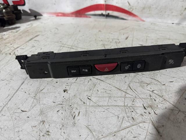 Кнопка аварийки YUL500570WUX LAND ROVER