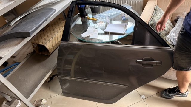 Задняя левая дверь Toyota Camry 5