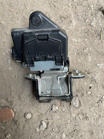 G33M62310A Замок крышки багажника (двери 3/5-й задней) купить Ужгород