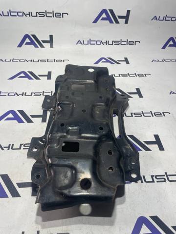 Кронштейн передней балки 20107FL020 SUBARU