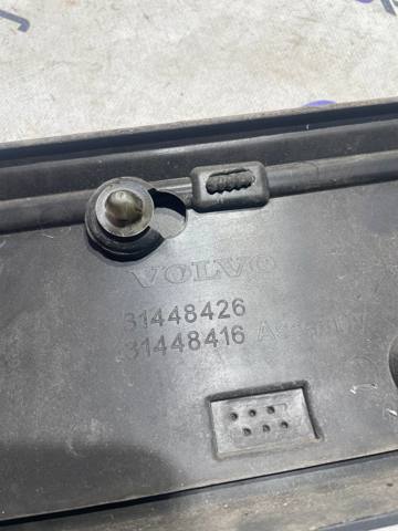 VOLVO 31448426 Накладка двери передней правой в наличии Николаев