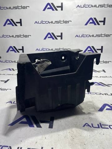 Крепление аккумулятора 31479621 VOLVO