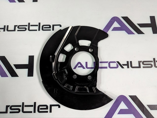 Кожух тормозного диска переднего правого 411516RA0A NISSAN