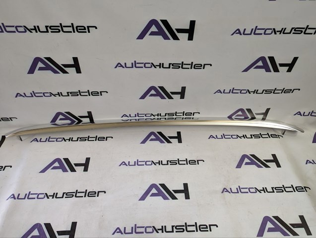 Автомобильный рейлинг на крышу правый 8R0860022J2ZZ VAG