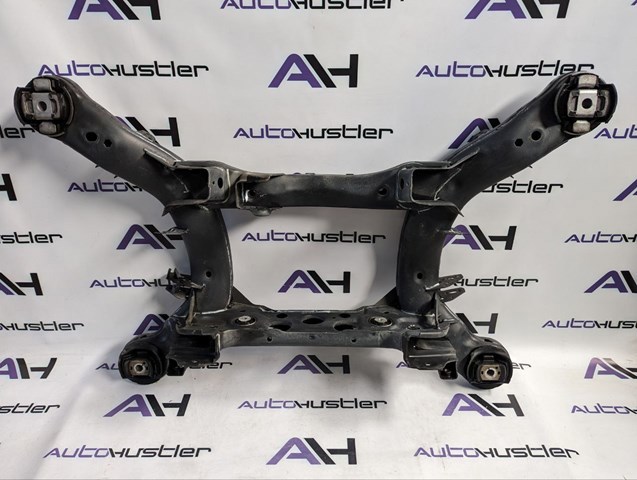Поперечина задней подвески A1663505900 MERCEDES