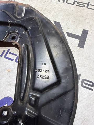 Пыльник тормозного диска заднего левый HP5Z2C028B FORD