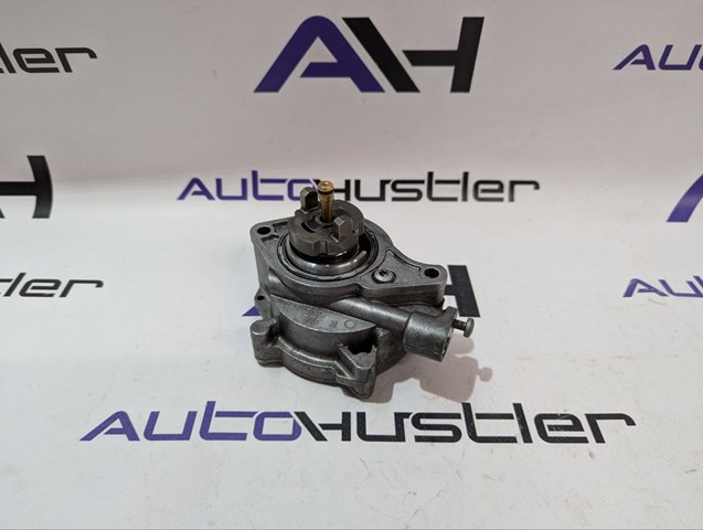 Механический вакуумный насос LR082226 LAND ROVER
