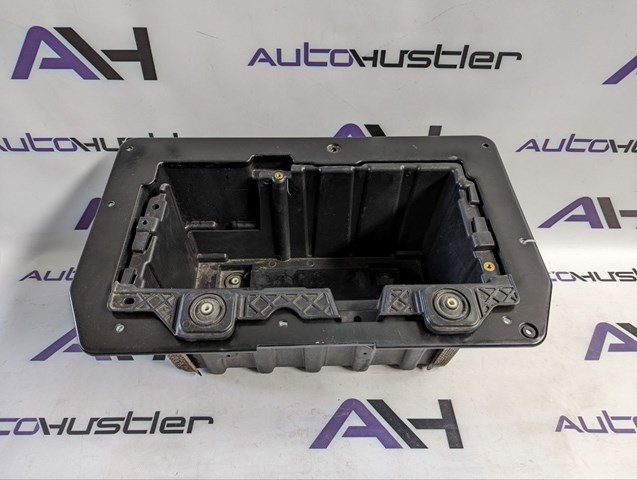 Подставка аккумулятора LR095437 LAND ROVER