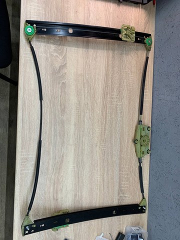 Механизм стеклоподъемника двери задней, левой 4L0839461D VAG