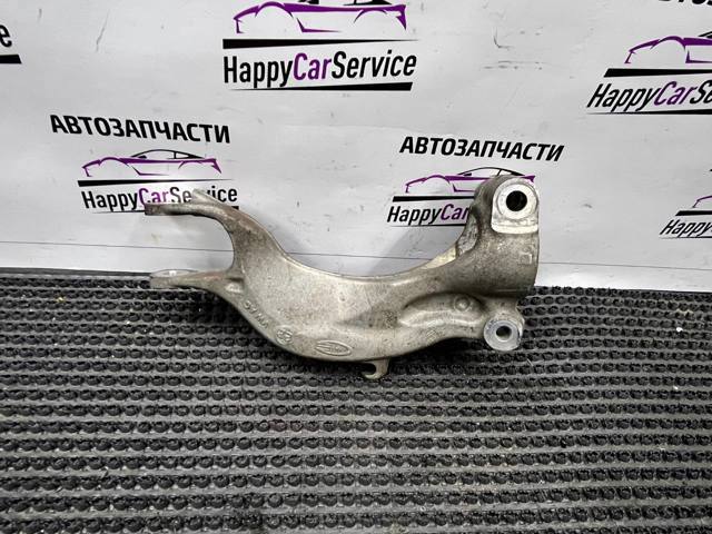 Вилка нижняя амортизатора переднего, правая 4M0413038 VAG