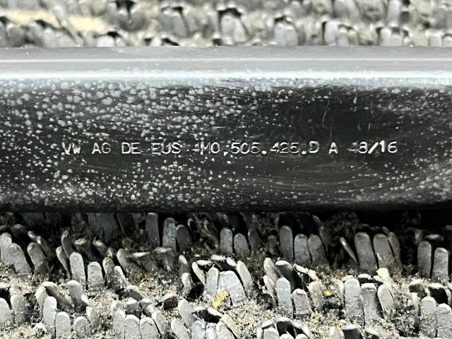 VAG 4M0505292D Рычаг задней подвески поперечный правый в наличии Николаев