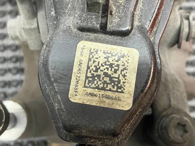 4M0615406AS VAG Суппорт задний правый купить в Ирпень