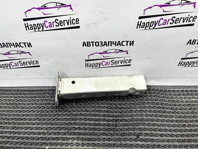 VAG 4M0802038A Кронштейн усилителя переднего бампера в наличии Львов